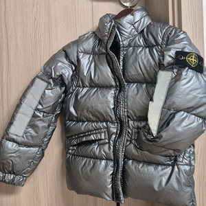 스톤아일랜드 주니어 남아 아동 패딩 패딩조끼 5세 6세실버