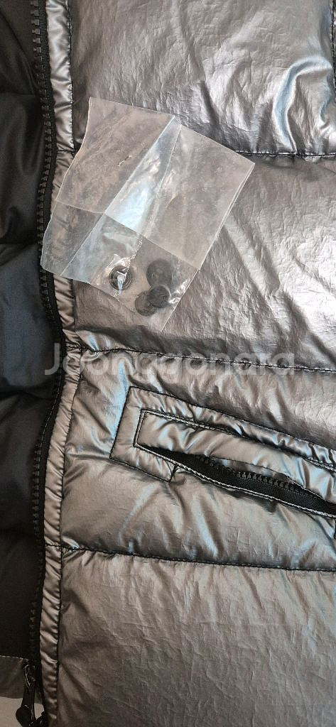 스톤아일랜드 주니어 남아 아동 패딩 패딩조끼 5세 6세실버--6