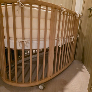 스토케 뉴슬리피 아기침대