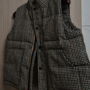 FINGER IN THE NOSE 체크 남아 여아 아동패딩 조끼 8세,9세