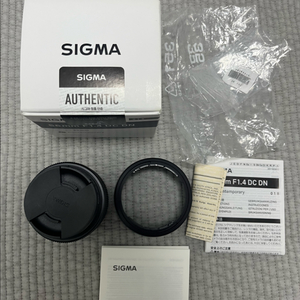 시그마 56mm F1.4 DC DN 렌즈