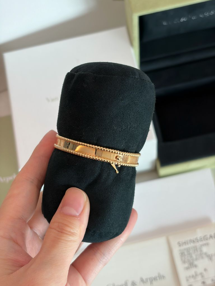 반클리프 빼를리 시그니처 브레이슬릿 로골16사이즈(백화점구매영수증+인보이스포함)--3