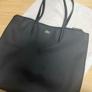 라코스테 숄더백