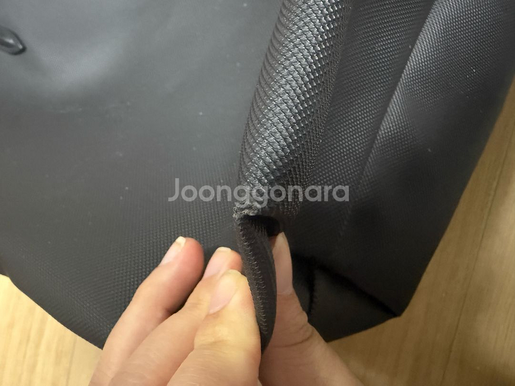 라코스테 숄더백--3