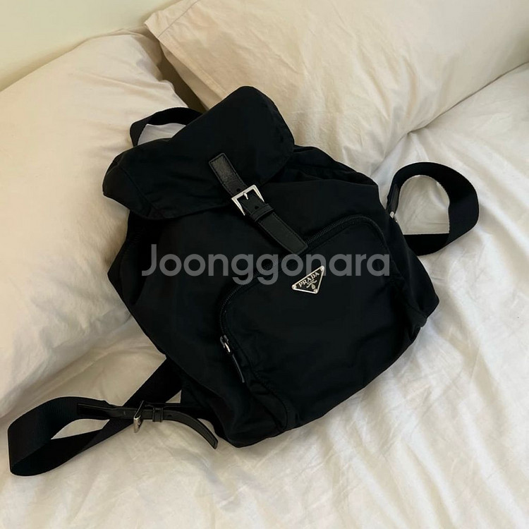프라다 정품 포코노 나일론 백팩 가방 블랙--0