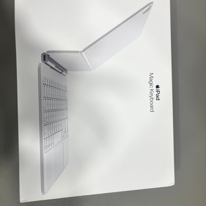 애플 매직 키보드 iPad Air 11인치 M3 / M2 모델용 판매합니다.