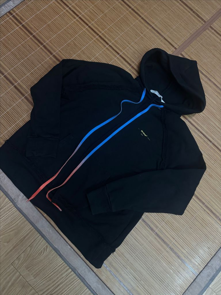 오프화이트 애로우 오버핏 블랙 후드 티셔츠 xs--1