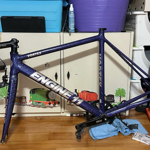 엔진11 볼텍스 2025 대차/판매