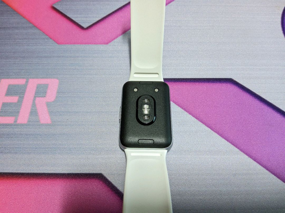 삼성 갤럭시핏3 실버 글로벌판 박풀 판매--2