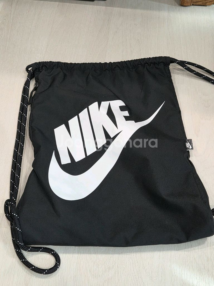 나이키 테이텀 3--1