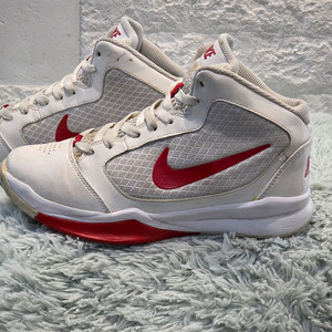 3q-1:나이키 레드 스우시 하이컷 농구화 화이트/레드 (23.5cm)