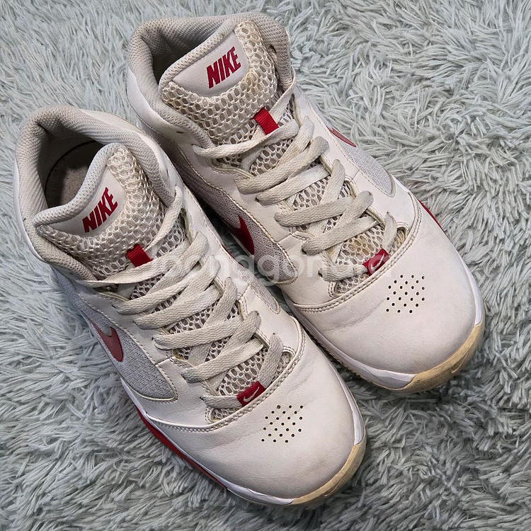 3q-1:나이키 레드 스우시 하이컷 농구화 화이트/레드 (23.5cm)--3