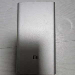 샤오미 보조배터리 팝니다