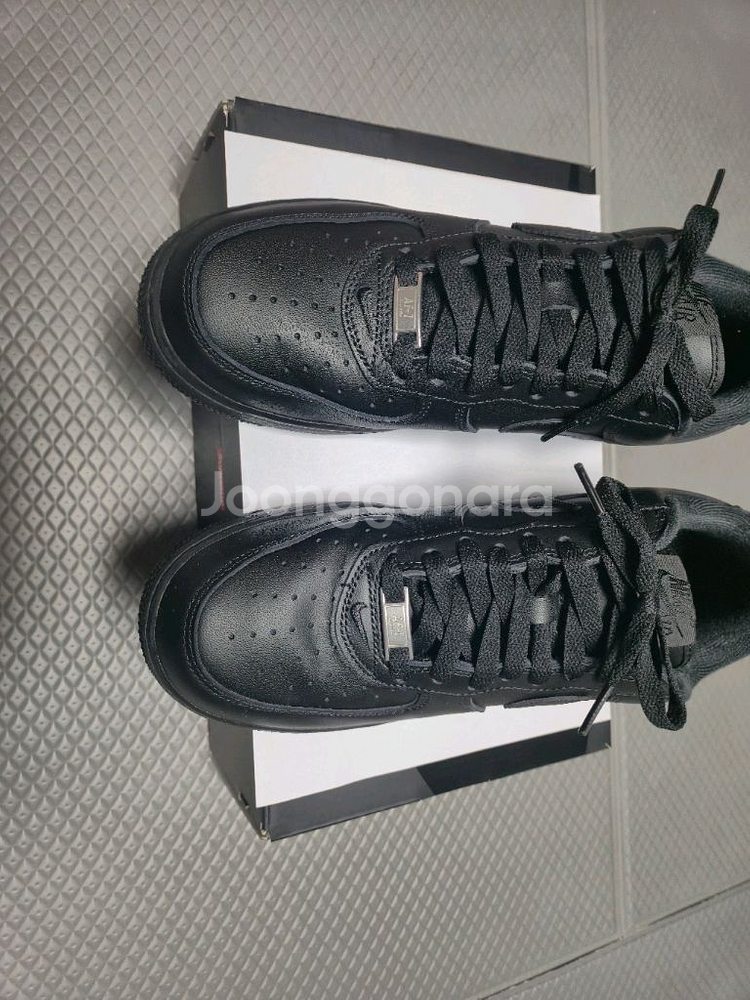 슈프림 나이키 에어포스 블랙 260--1