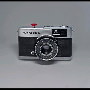 OLYMPUS TRIP 35 필카. 깨끗함.