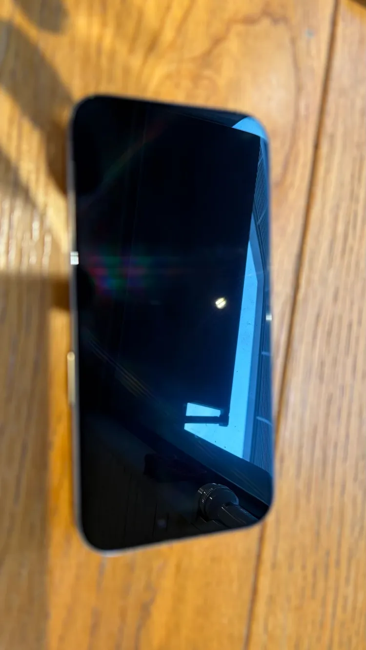 아이폰 15 프로 내추럴티타늄 256GB - 안심되는 중고거래