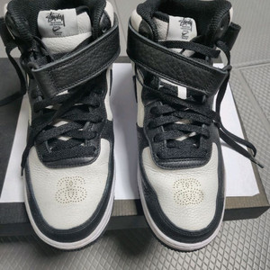 나이키 스투시 에어포스 255