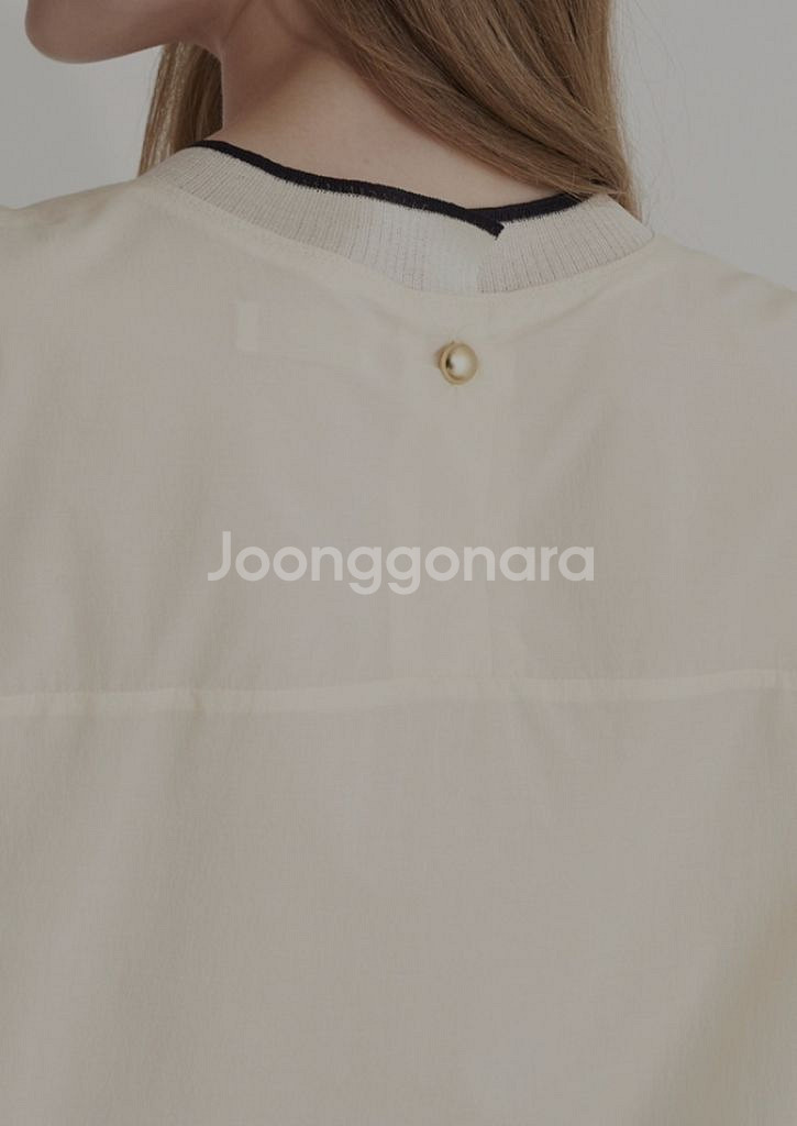 한섬SJSJ 세일러 카라 반팔 블라우스22-23SS--2