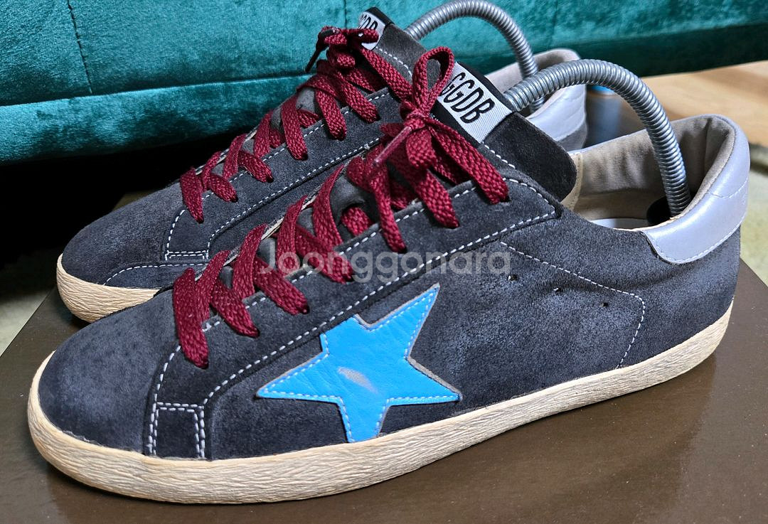 골든구스 슈퍼스타 스웨이드 41사이즈.구찌,루이비통,디올--0