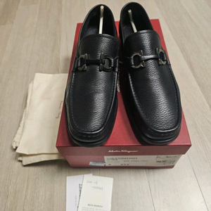 페라가모 남성로퍼 8사이즈