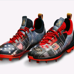 언더아머 하퍼5 로우 야구화 275mm 팝니다.