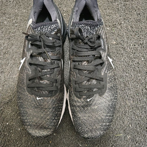 : 나이키 에어줌 인피니티투어 골프화