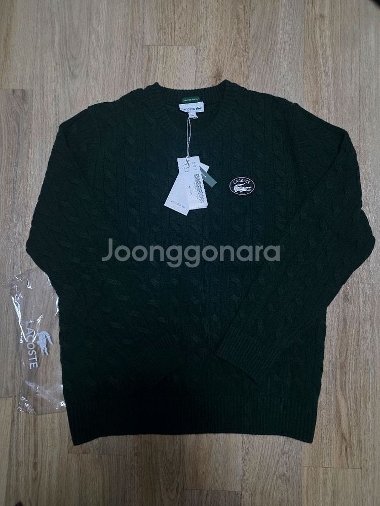 라코스테 울캐시미어 케이블 니트 새제품 4사이즈 다크그린 판매합니다.--0