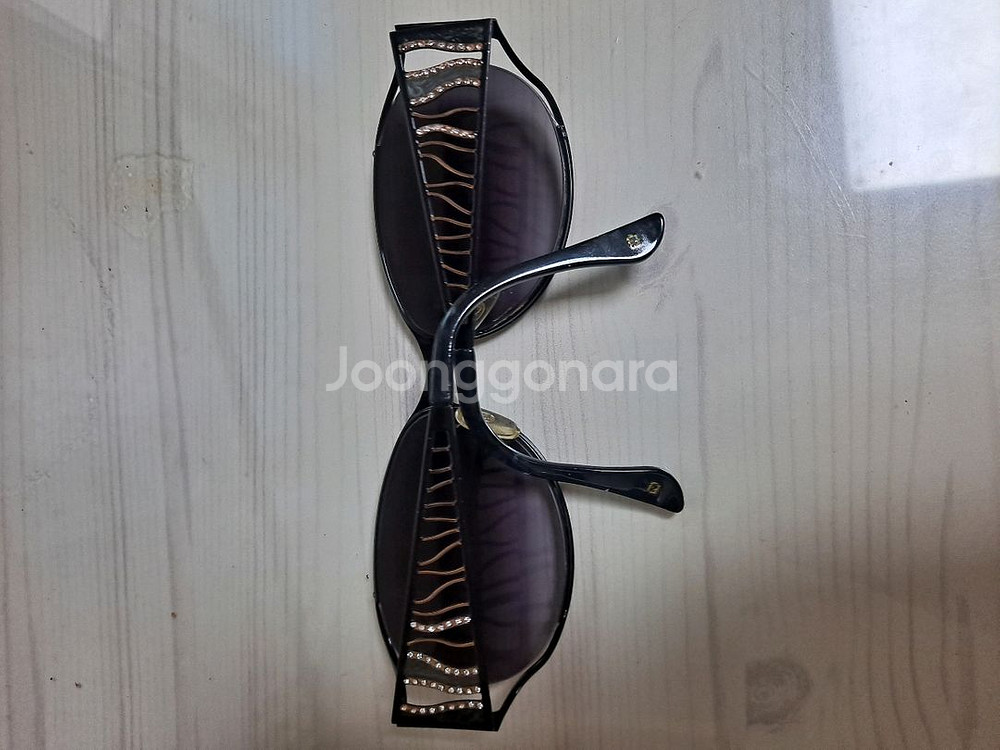 Folli Follie W398 블랙 선글라스--6