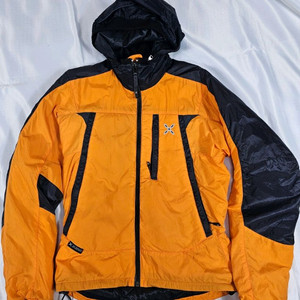 몬츄라스카이자켓 이미지