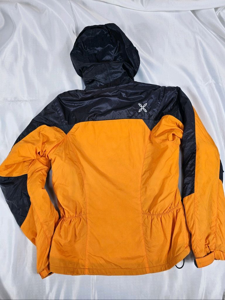 몬츄라스카이자켓 이미지