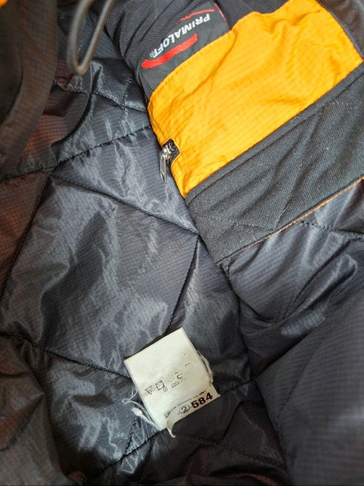 몬츄라스카이자켓 이미지