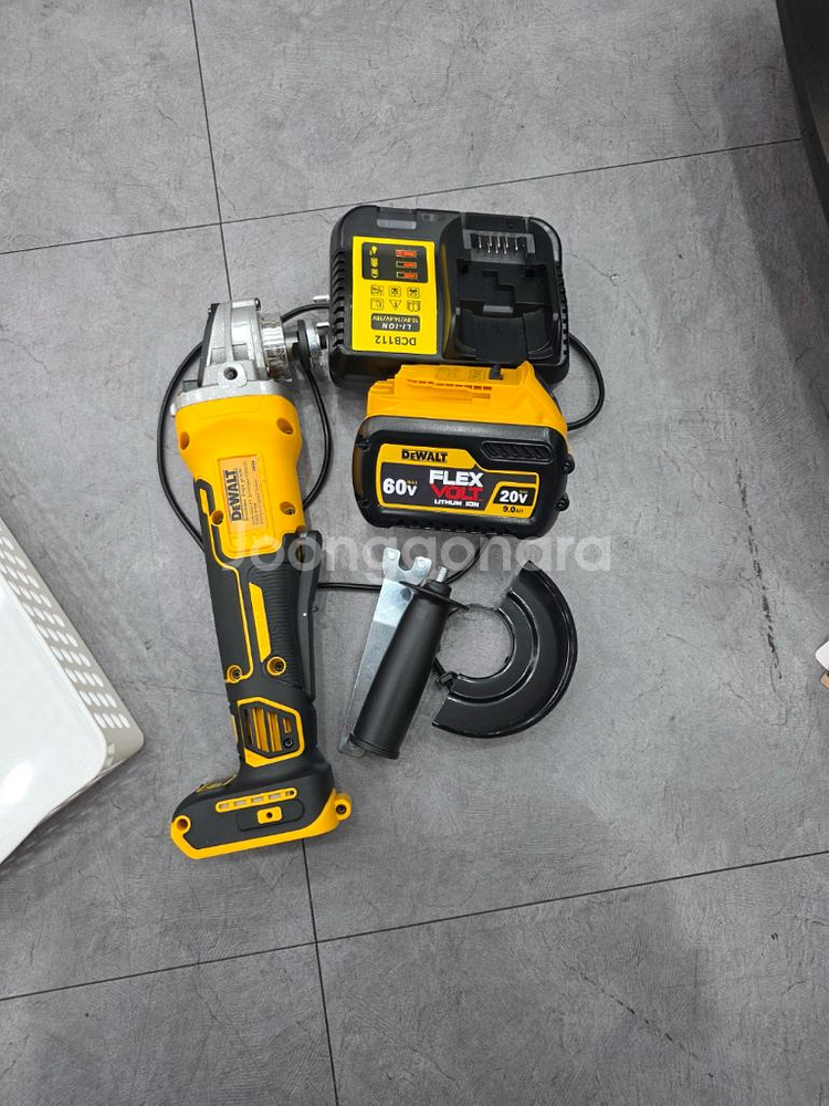 디월트 DCG405N 무선 그라인더 세트--0