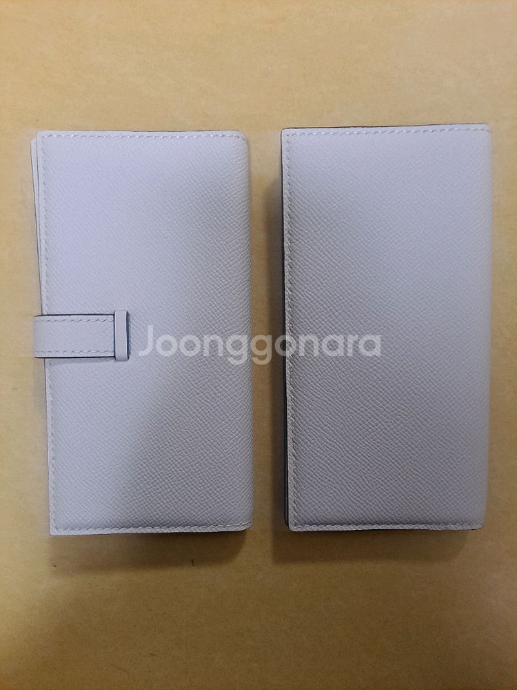 심플한 아이보리컬러 장지갑 2개 새제품--1