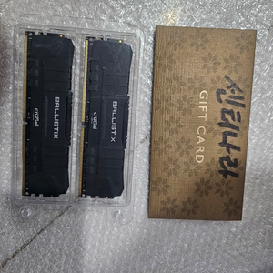 데스크탑 마이크론 DDR4 3200 16gb*2 메모리 미개봉 판매합니다.
