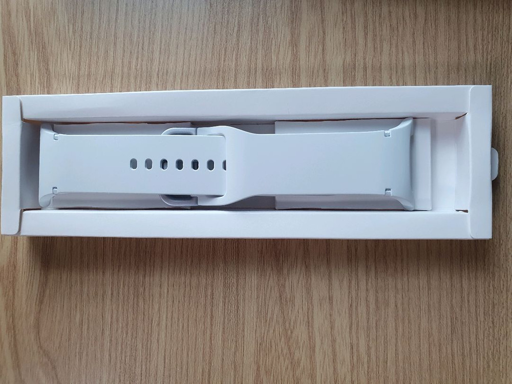 갤럭시워치8 실버 40mm s/m 순정 스포츠밴드 스트랩 화이트색상 팝니다--1