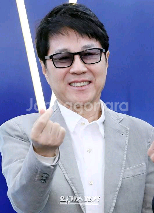 조용필 공연 4자리 이상 스크린 가까운 좌석 양도--0