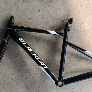 블랙캣 R6 로드 프레임 440 사이즈