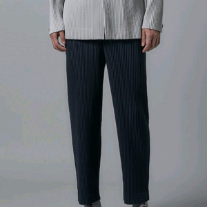 구매,삽니다) 옴므플리세 팬츠/바지 네이비