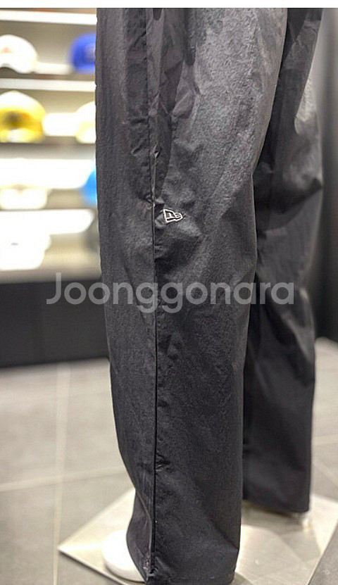 뉴에라 나일론 와이드 팬츠 55-66 새제품 정품--5