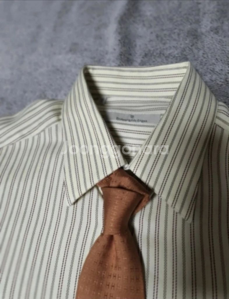 (가격인하) 정품 에르메네질도 제냐 남자 드레스셔츠 41/16--0