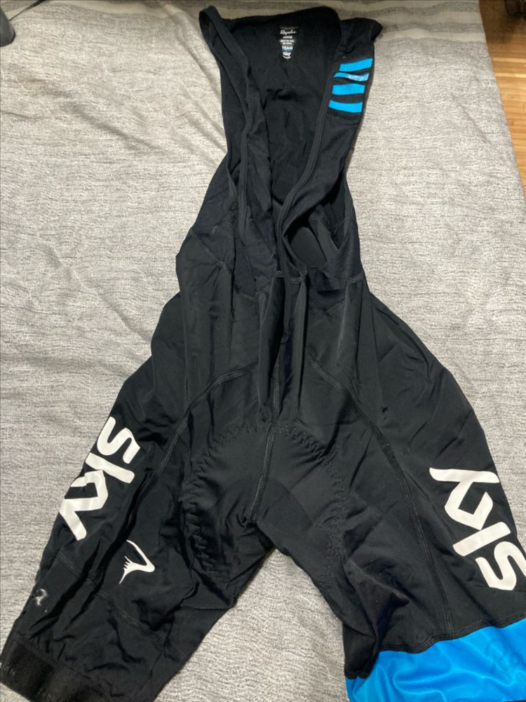 라파 스카이 프로팀저지 세트로 판매합니다--4