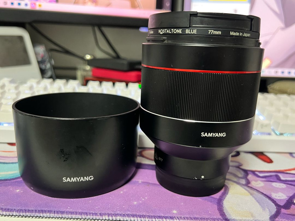 삼양 85mm F1.4 소니FE렌즈 판매합니다 이미지