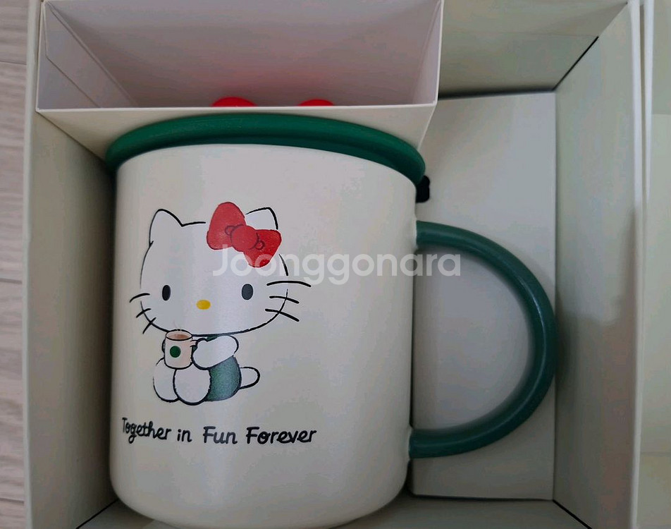 스타벅스 헬로키티 리본리드 세라믹머그 새상품--2