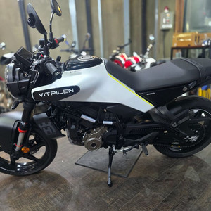 허스크바나 비트필렌 125cc 2024년식 신차