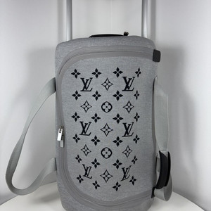 루이비통 M20129 호라이즌 소프트 더플55 기내용캐리어