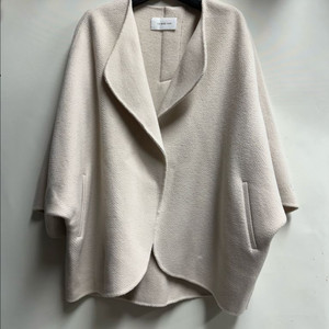 케이프 스타일의 모 핸드메이드 자켓 프리사이즈