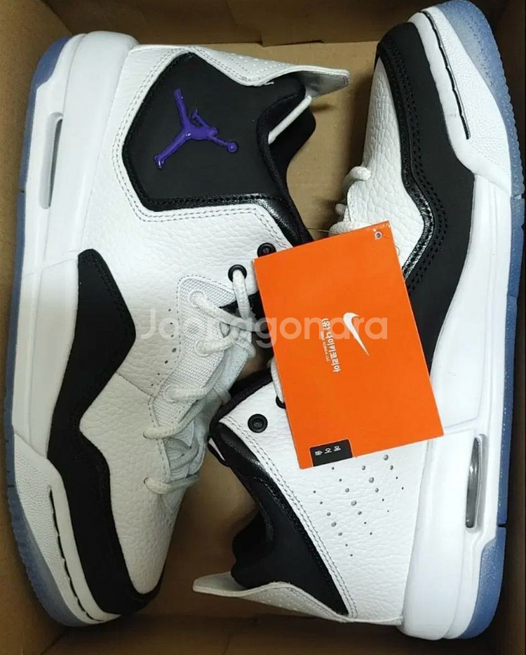 나이키 에어조던 코트사이드23 240사이즈--0