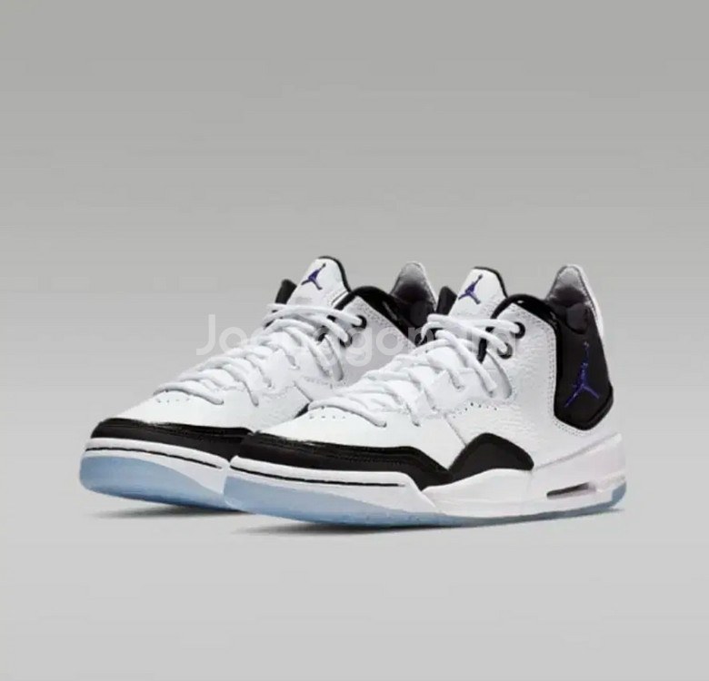 나이키 에어조던 코트사이드23 240사이즈--1