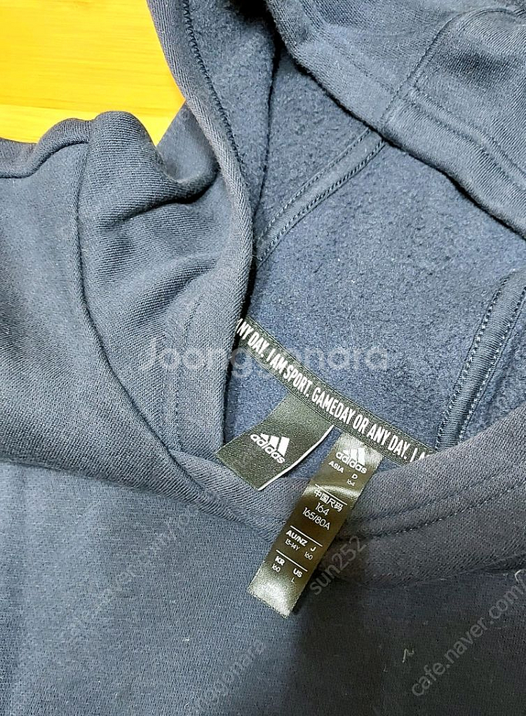 아디다스키즈 기모 후드티 160사이즈 판매해요--4