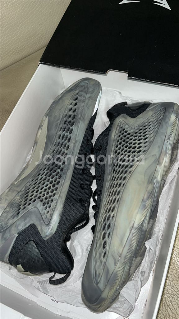 아디다스 AE 1 Low 농구화 (앤서니 에드워즈 농구화) 285 판매합니다--0